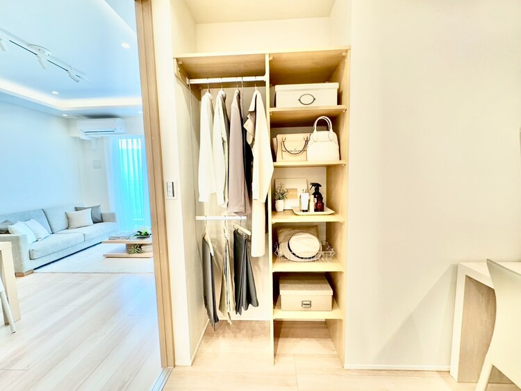 その他 家電やスーツケース、ストック品など何でも片付く嬉しい空間です。