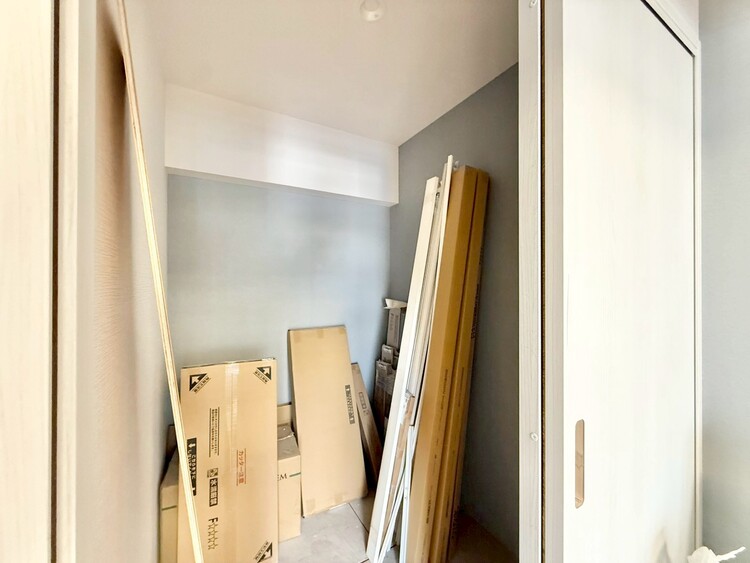 その他 収納スペースが付いていて、お部屋を広く使っていただけます。