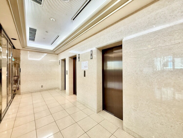 その他 エレベーター完備のため荷物が多くなっても安心。