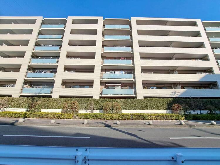 その他 飽きのこないシンプルモダンな外観です。