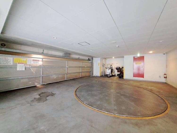 その他 駐車スペースが嬉しいですね。※空き状況は都度ご確認下さい。