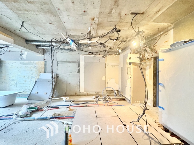 キッチン 時を超えて愛されるデザインが、日常を特別なひとときへと昇華させます。この場所から、心満たされる豊かな食卓が始まります。