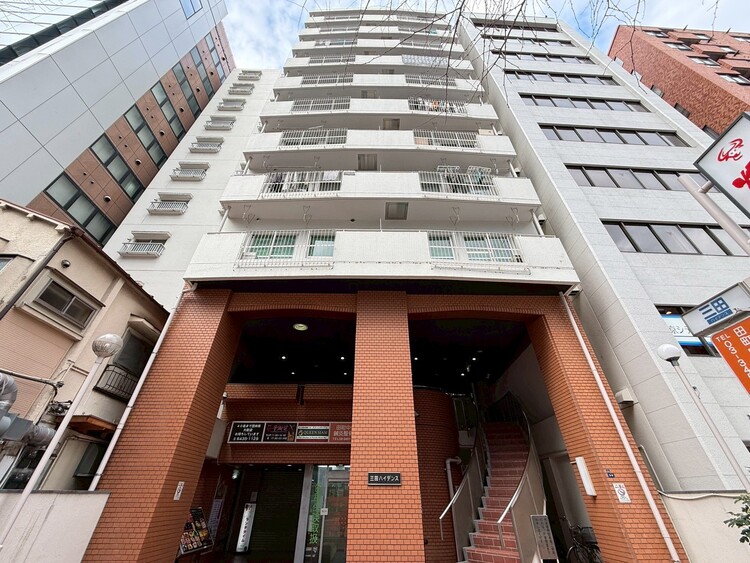 その他 飽きのこないシンプルモダンな外観です。