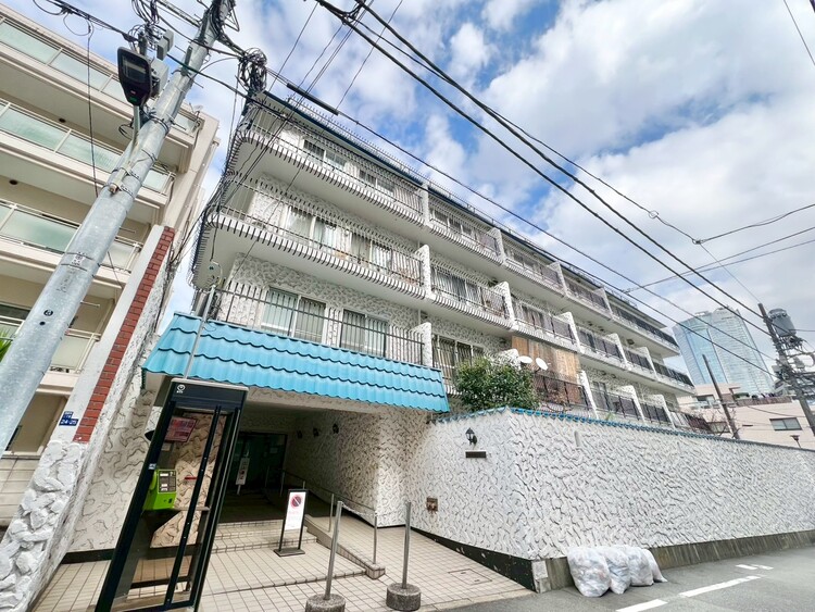 その他 飽きのこないシンプルモダンな外観です。