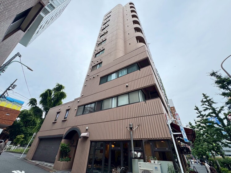 その他 飽きのこないシンプルモダンな外観です。