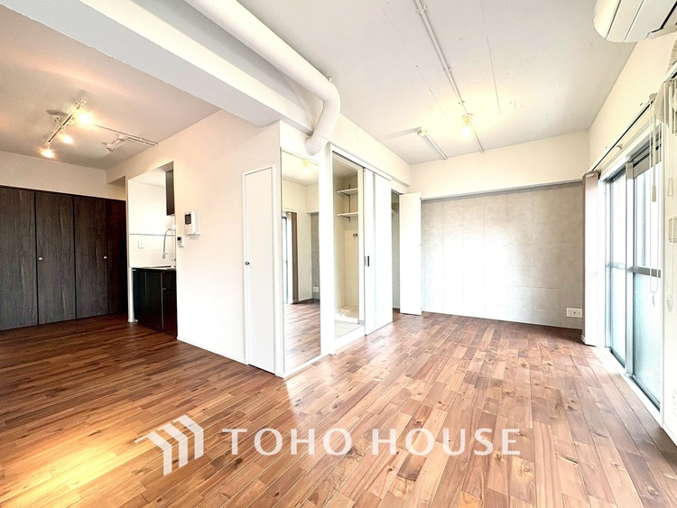 内装 現在改装中◆プライベートな時間◆最高な暮らしにはこの空間が必要。家族のふれあいも大切にしつつ、自分の空間も大切にしたい。