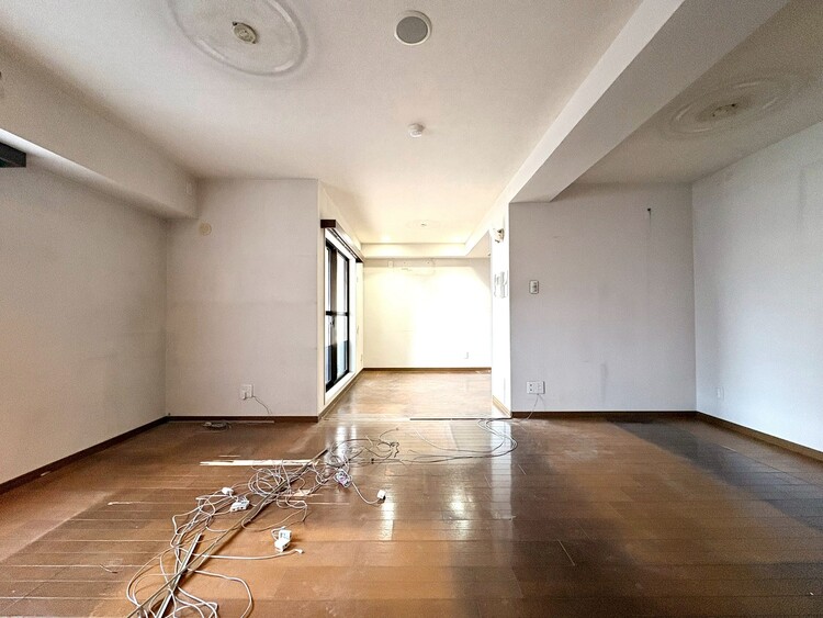 内装 現在改装中◆扉を◆開くとこの景色。家族の”おかえり”の声が聞こえてきそう。