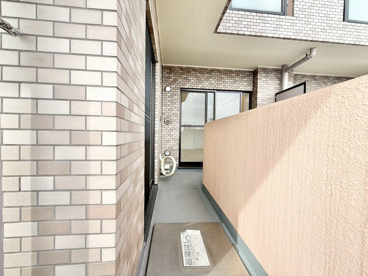 その他 朝の澄んだ空気や、夕方に吹く清々しい風を感じられるバルコニー。