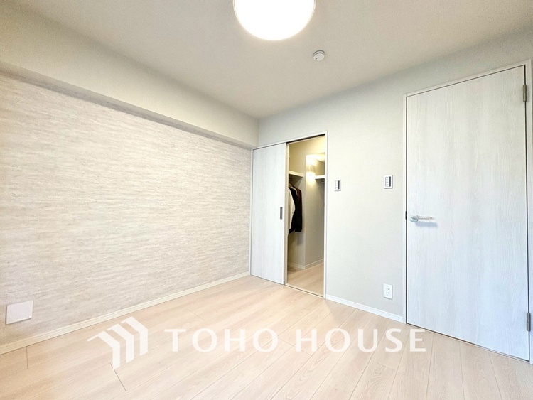 内装 【PRIVATE ROOM】◆属毛離裏◆子は父を手本とし、母に愛育されて成長する。家族の深い繋がり。いつまでも大切にしたい。