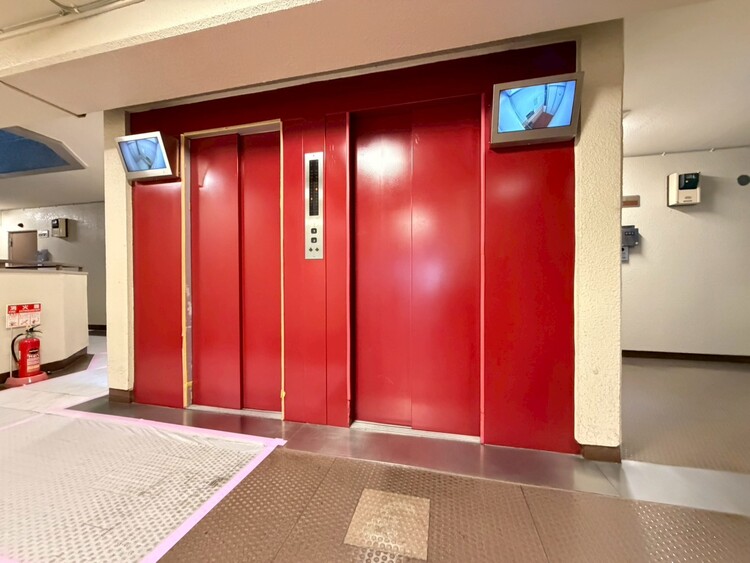 その他 エレベーター完備のため荷物が多くなっても安心。