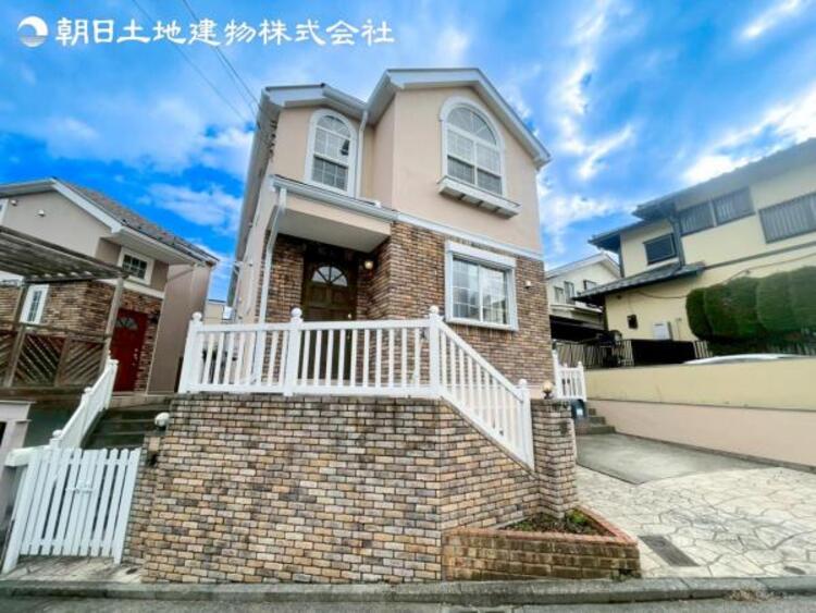 外観 すぐの見学や資料請求などお気軽にお問い合わせお待ちしております