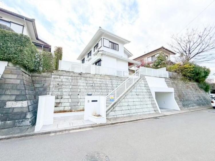 外観 陽射しと心地よい風が自慢の立地！新鮮な空気と光が広がる空間！