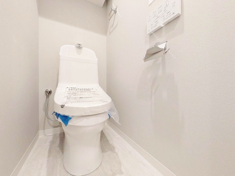トイレ 暮らしの中のさりげないひとときの快適さにも、こだわりを、持って設備を配しております。