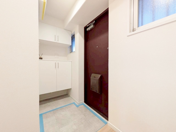 玄関 シューズボックスを完備した玄関です。