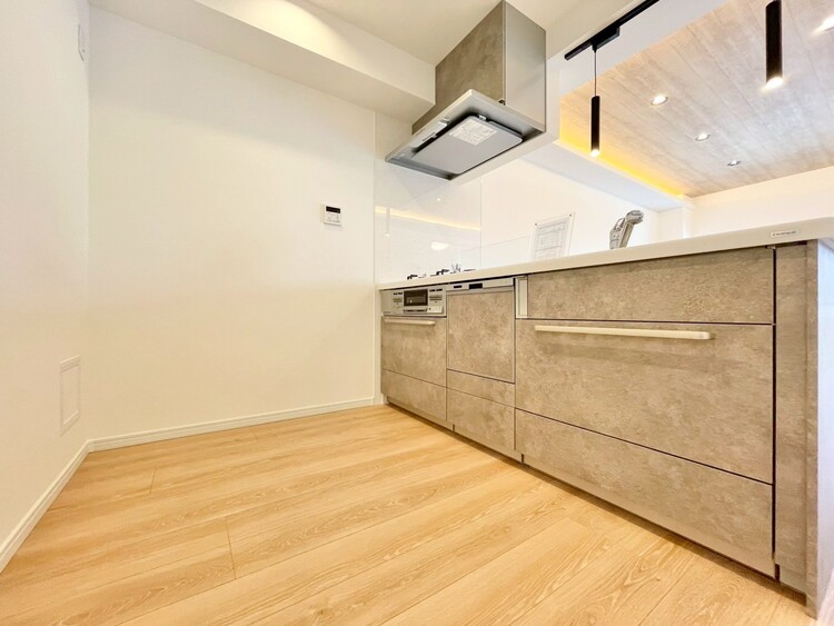 キッチン 洗練されたスタイリッシュなデザイン性と使いやすさを備えた仕様。