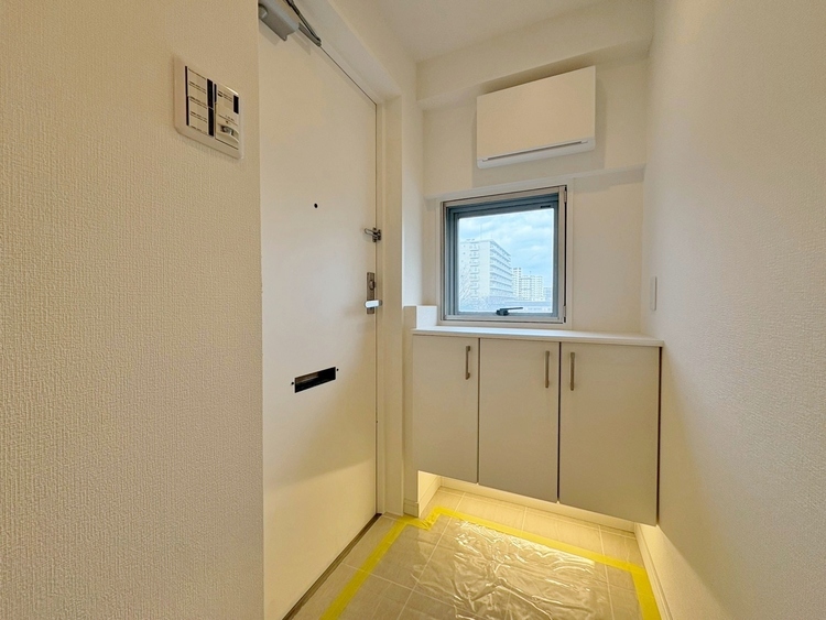 玄関 シューズボックスを完備した玄関です。