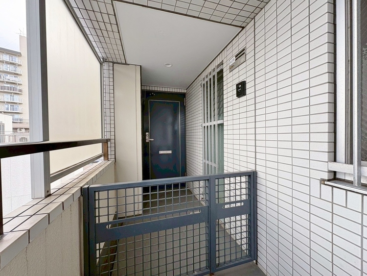 玄関 玄関を開ければ、そこは安らぎのご自宅。