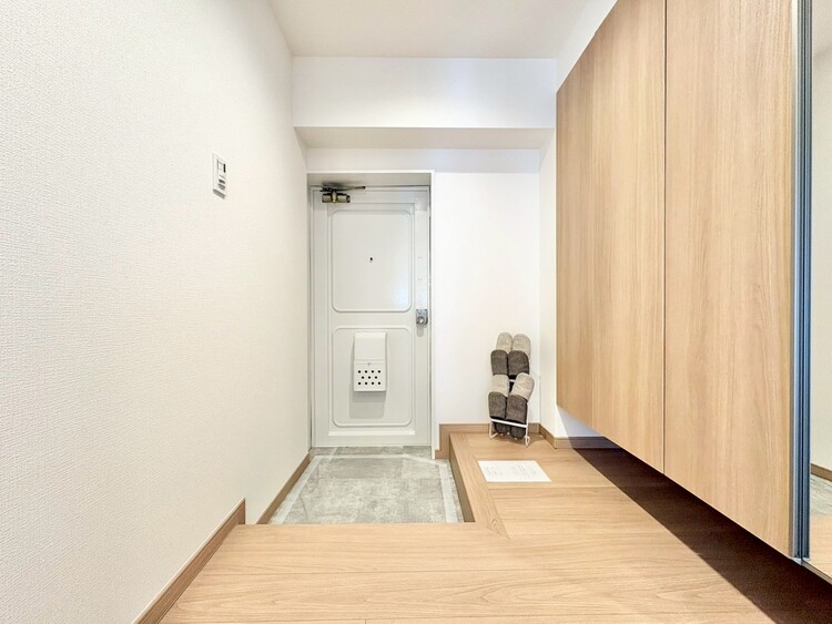 玄関 シューズボックスを完備した玄関です。