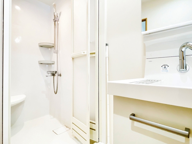 洗面 清潔感と心地よさを重視した、上質感漂うパウダールーム。