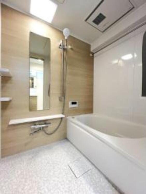 風呂 ゆったりとした広さで、毎日のバスタイムを心地よくお楽しみいただけます。