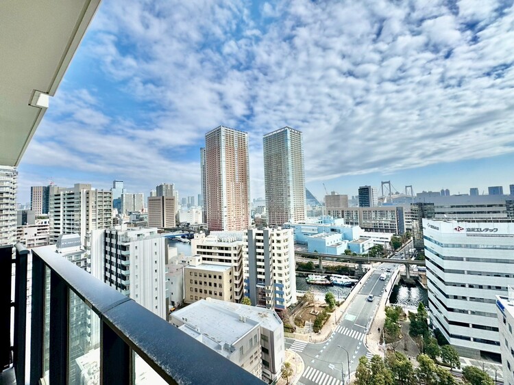 その他 眺望や窓からの景色が良いと、家で過ごす時間も快適です。