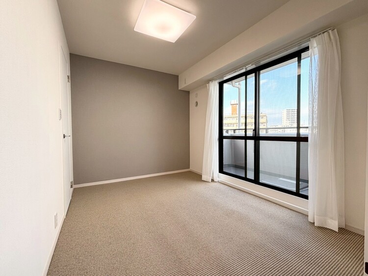 その他 清かで艶やかな時間をもたらしてくれる室内です。