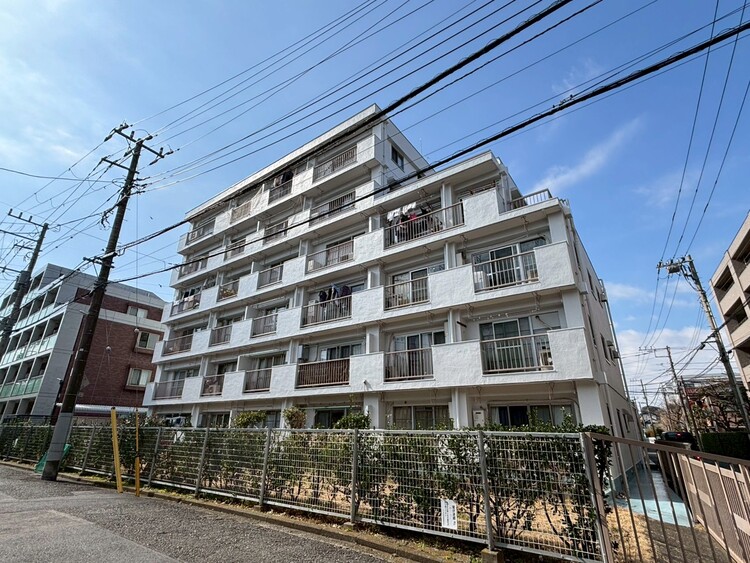 その他 飽きのこないシンプルモダンな外観です。