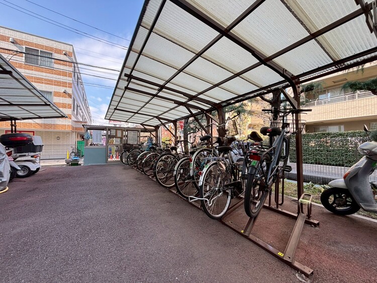 その他 駐輪場も綺麗に整頓されています。※空き状況は都度ご確認下さい。