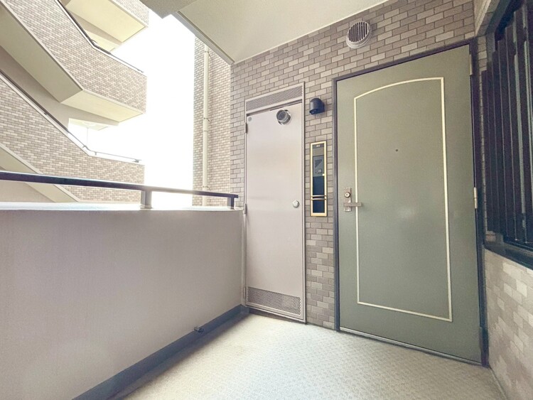 その他 清潔感のある落ち着いた雰囲気の玄関です。