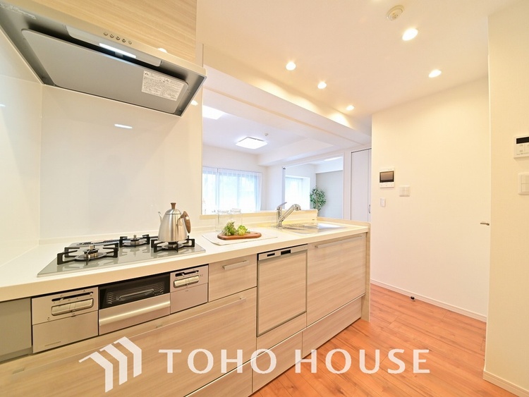 キッチン デザインと機能性を兼ね備えたシステムキッチン