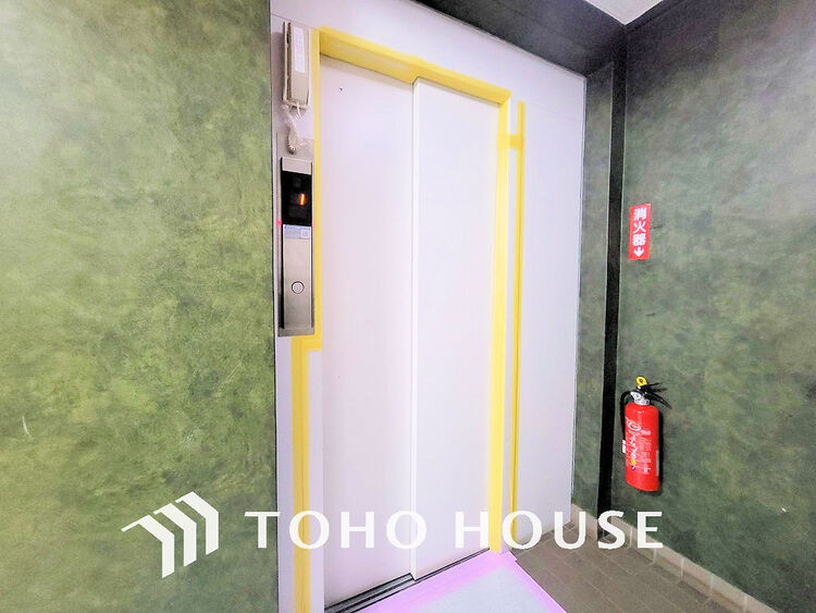 その他 エレベーター