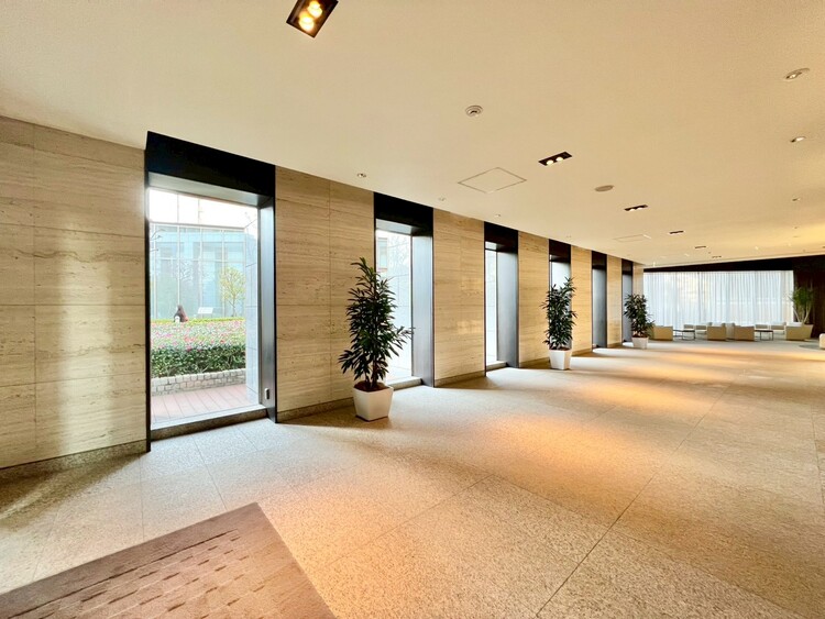 その他 館内は静寂な中が保たれており、管理が行き届いている印象を受けました。