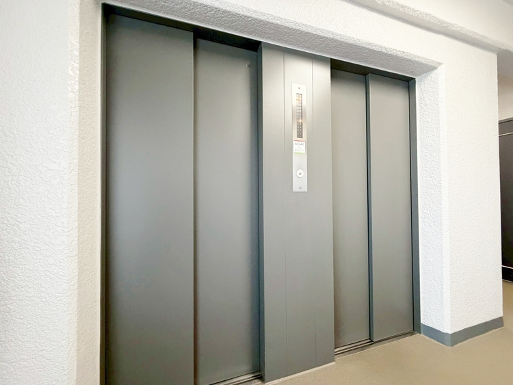その他 エレベーター完備のため荷物が多くなっても安心。
