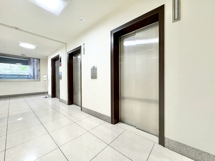 その他 エレベーター完備のため荷物が多くなっても安心。