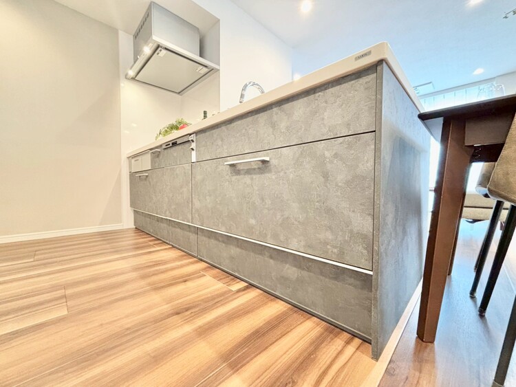 その他 使いやすくスタイリッシュなキッチン空間になっております。