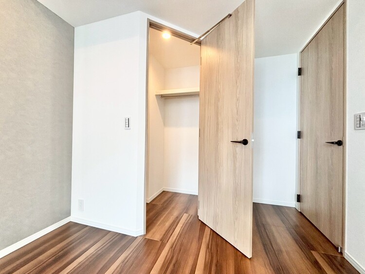 その他 家電やスーツケース、ストック品など何でも片付く嬉しい空間です。