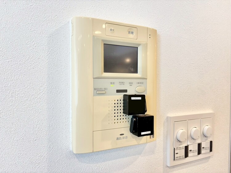 設備 オートロックついていますので、セキュリティ面でも安心です。