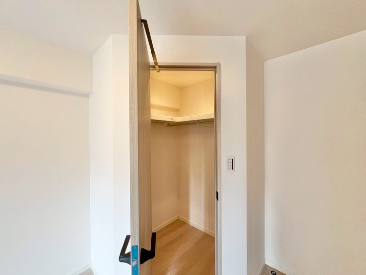 その他 家電やスーツケース、ストック品など何でも片付く嬉しい空間です。