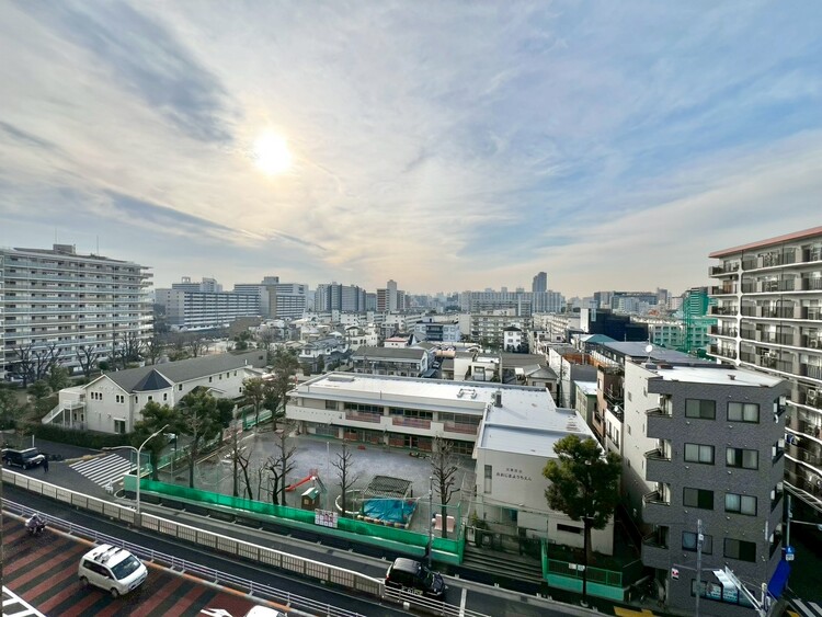 その他 眺望や窓からの景色が良いと、家で過ごす時間も快適です。