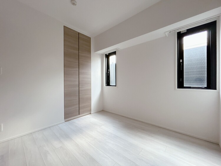 その他 清かで艶やかな時間をもたらしてくれる室内です。