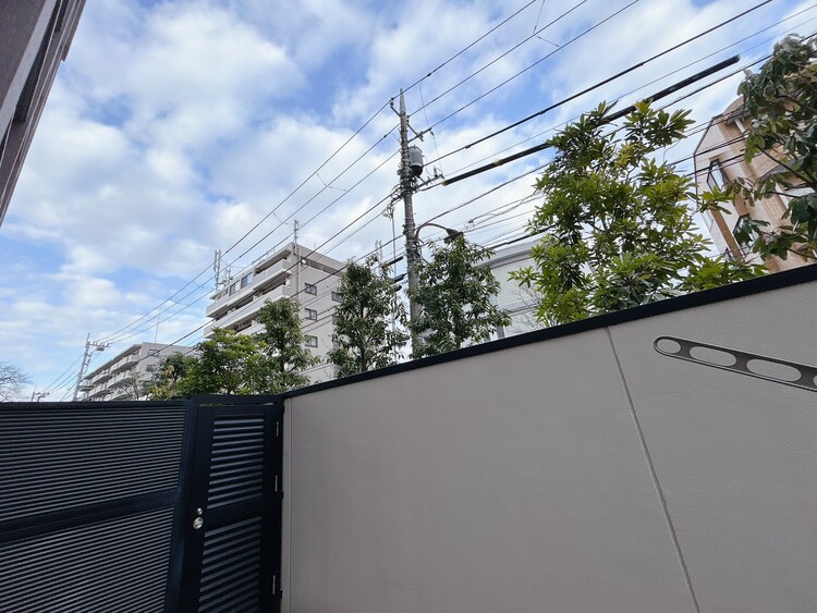 その他 眺望や窓からの景色が良いと、家で過ごす時間も快適です。