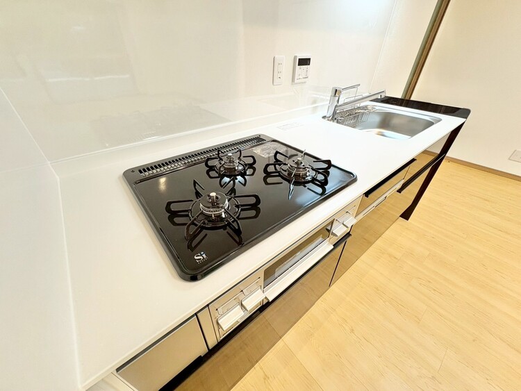 その他 開放感のあるキッチンスペース。調理をしながら、会話も弾みそうですね。