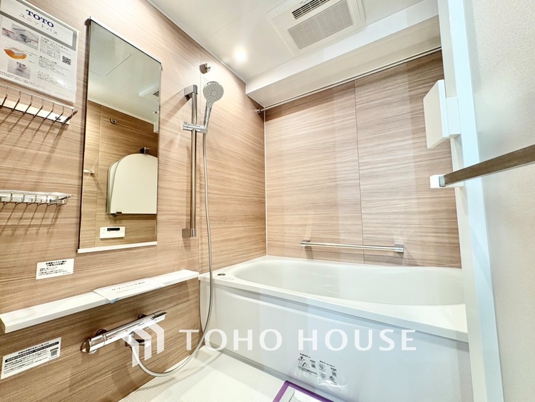 風呂 【BATHROOM】◆プライベートな空間◆simpleだからrelaxできるんです。こころもからだもキレイさっぱり。