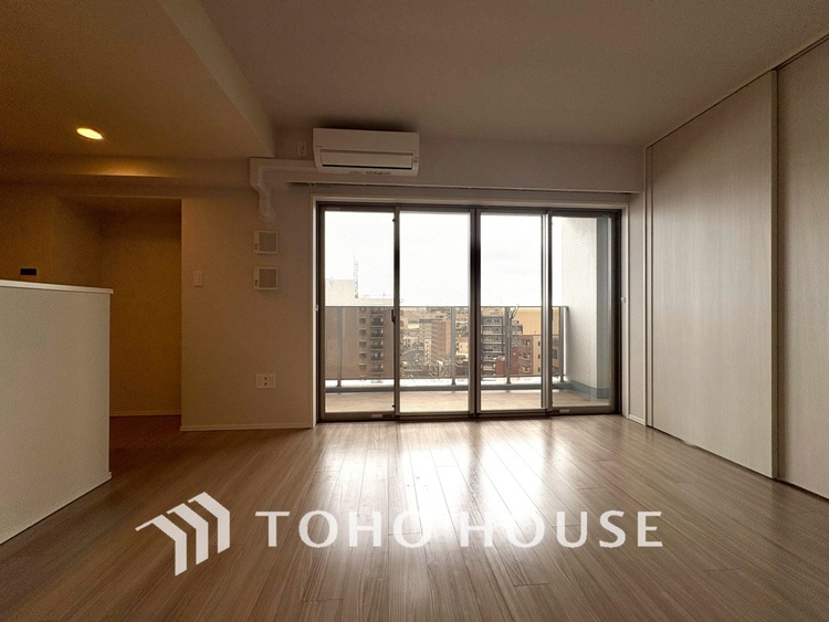 内装 【LIVING】◆Sunshine◆光が燦々と入り、いるだけで気持ちいい。「開放的でゆとりあるお部屋です。」