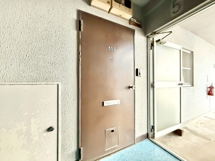 玄関 清潔感のある落ち着いた雰囲気の玄関です。