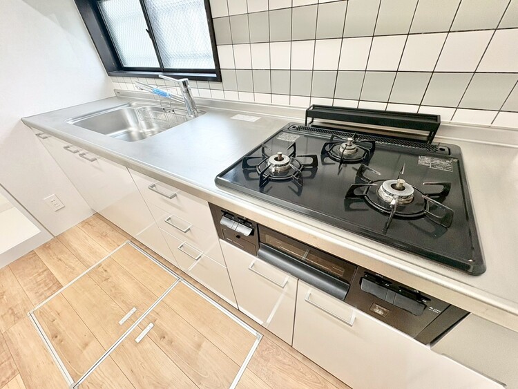 その他 使いやすくスタイリッシュなキッチン空間になっております。