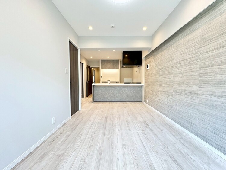 居間 忙しく過ぎゆく日常を置き去るほど、ゆったりした時間が流れるリビング。