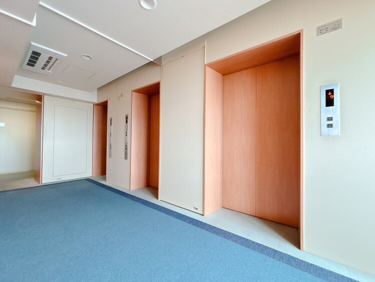 設備 エレベーターの管理も、きちんと行き届いてます。