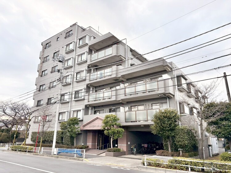 外観 資料には掲載していない情報が、現地にはたくさんあります。是非一度、現地をご確認ください。