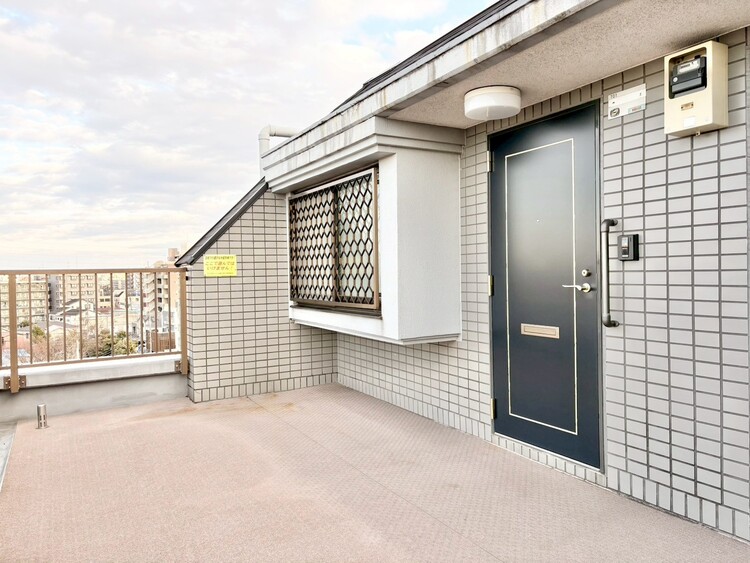 玄関 玄関を開ければ、そこは安らぎのご自宅。